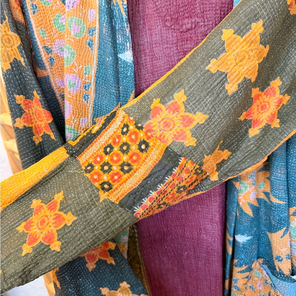 Kantha Bae Rising Sun hooded duster coat - Picture 5 of 9